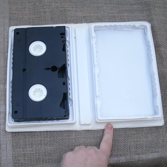 Digimon The Digidestined Child VHS anime tape - Picture 8 of 16